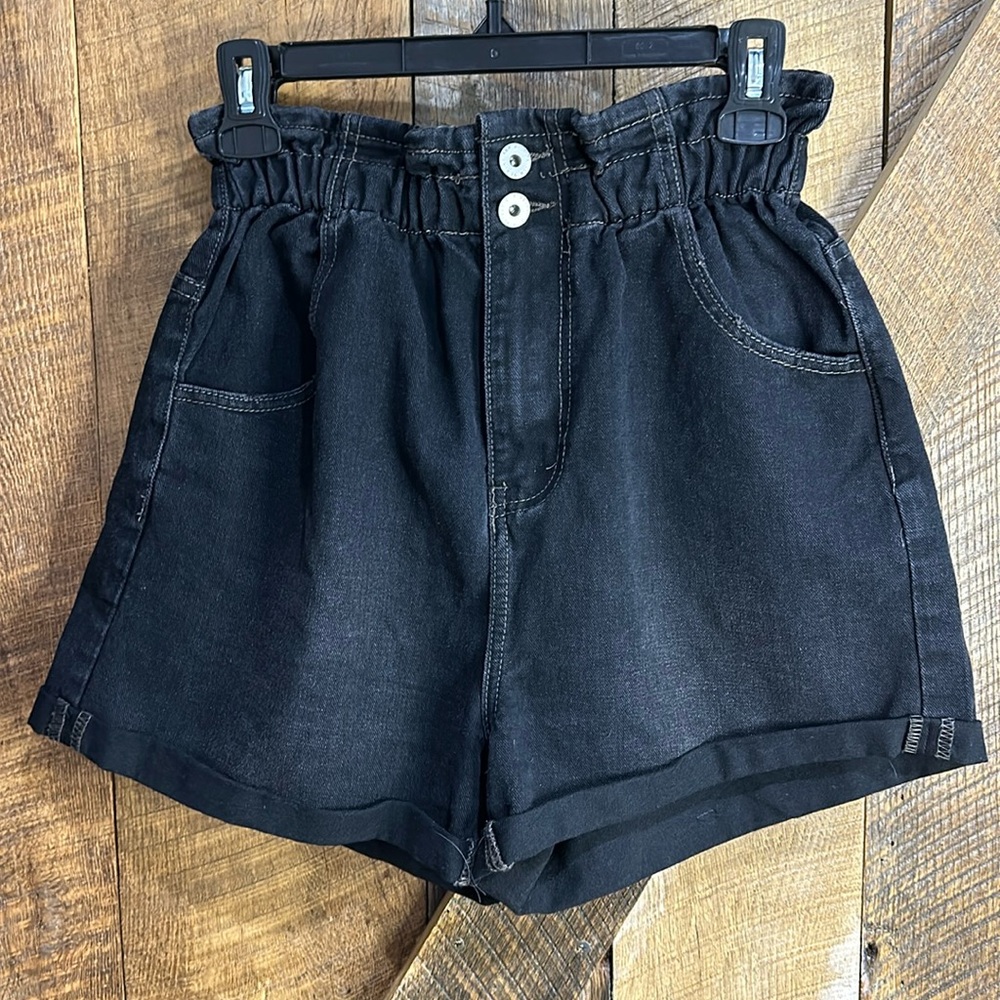 Cotton On Ladies Paperbag High Waist Black Shorts Size 6